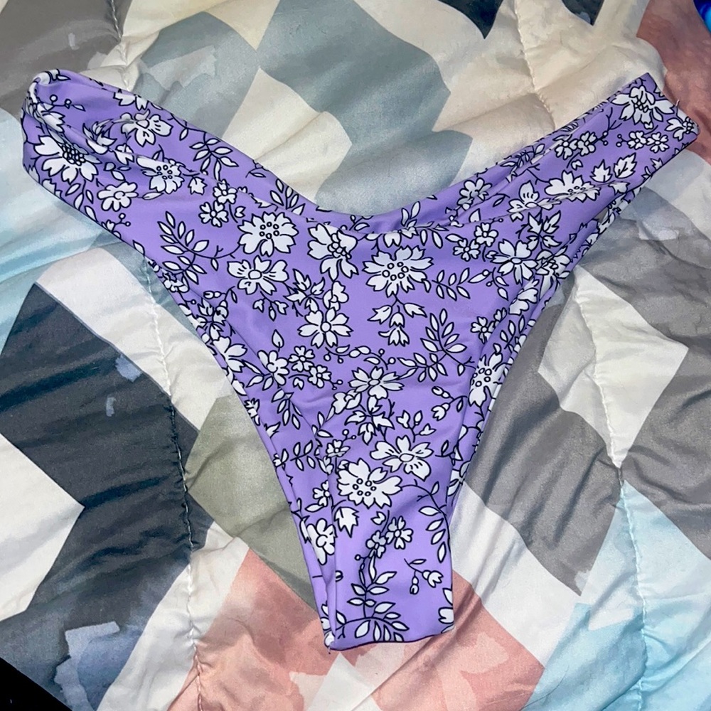 Floral bikini bottoms